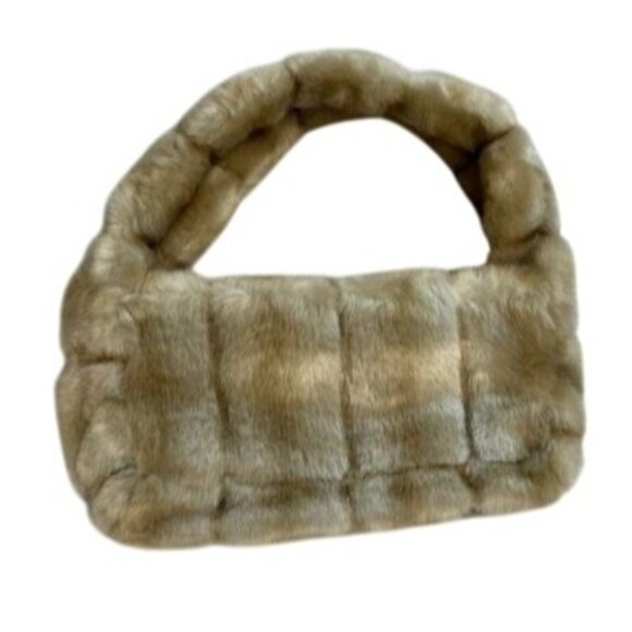 Marei1998 Poppy Plush Handbag in Cream - Picture 2 of 7